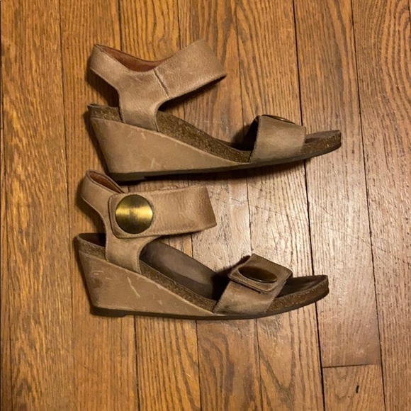 Taos Footwear Shoes | Last Chance Taos Carousel Sandal | Poshmark